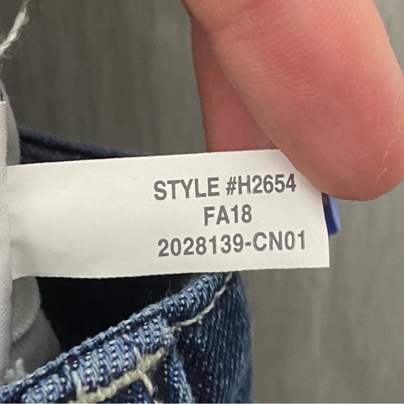 J. Crew | High Rise Wide Leg Trouser Jean In Tahoe Wash Size 27 - Picture 11 of 11